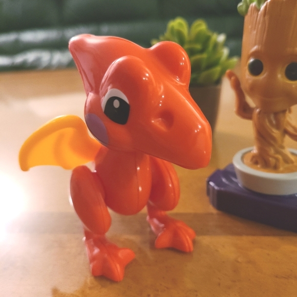 Red Pterodactyl & Happy Meal toy Groot - Picture 3 of 6
